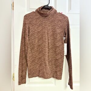 Athleta flurry seamless Brown Turtleneck nwt small
